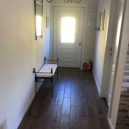 Casa Viktoria *
