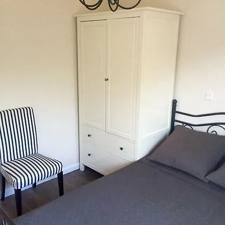 Casa Viktoria Apartment *