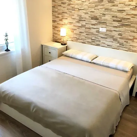 Casa Viktoria *
